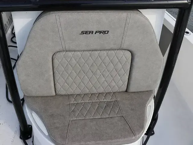 Sea Pro 248 Bay