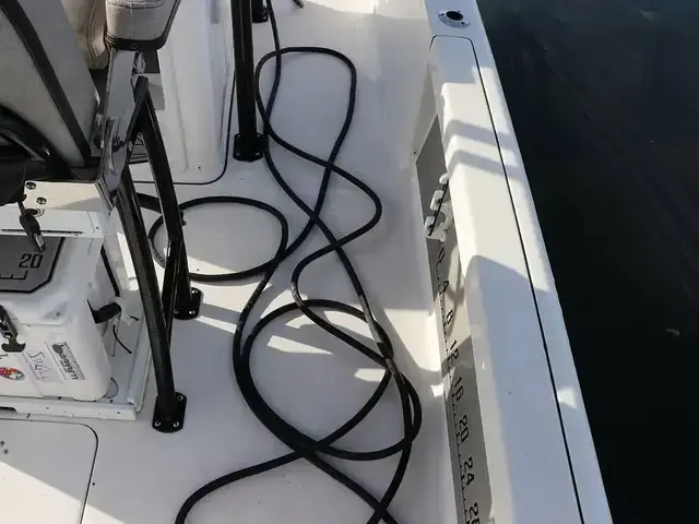 Sea Pro 248 Bay