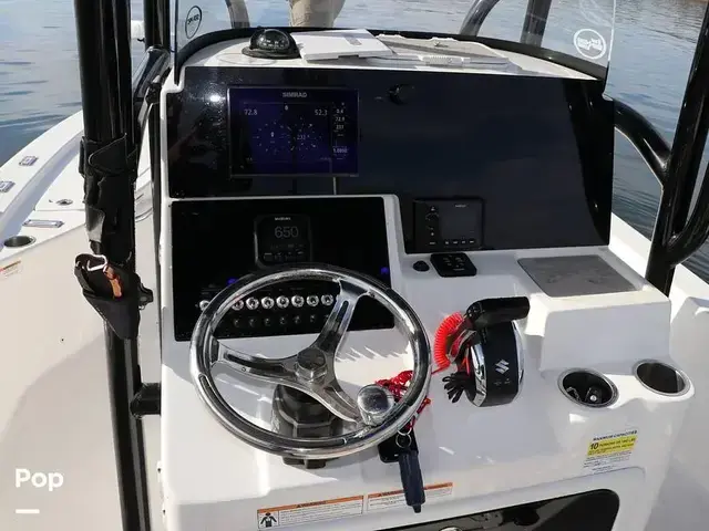 Sea Pro 248 Bay