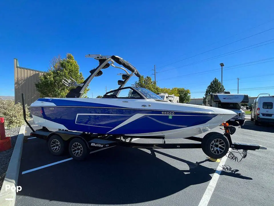 2022 Malibu wakesetter 22 lsv