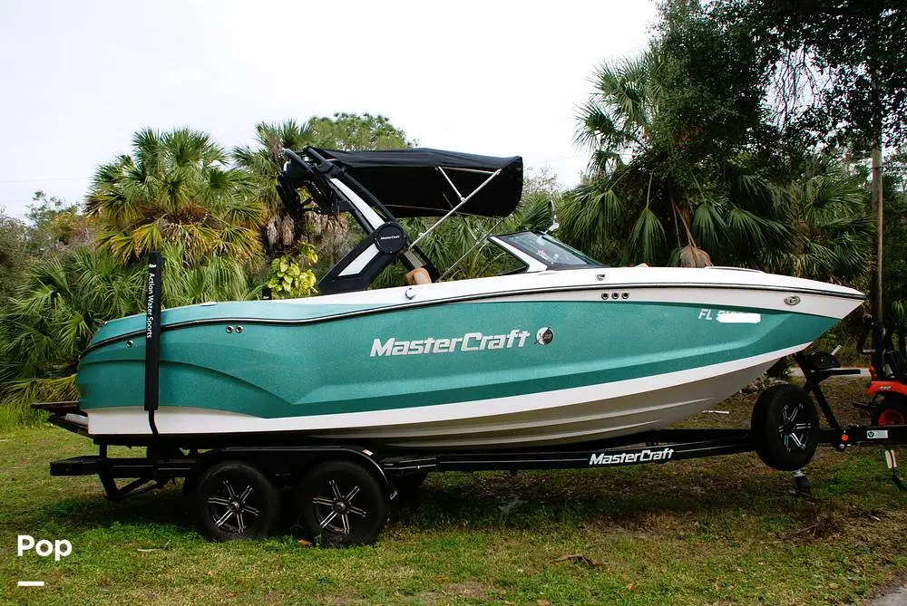 2022 Mastercraft x22 saltwater edition