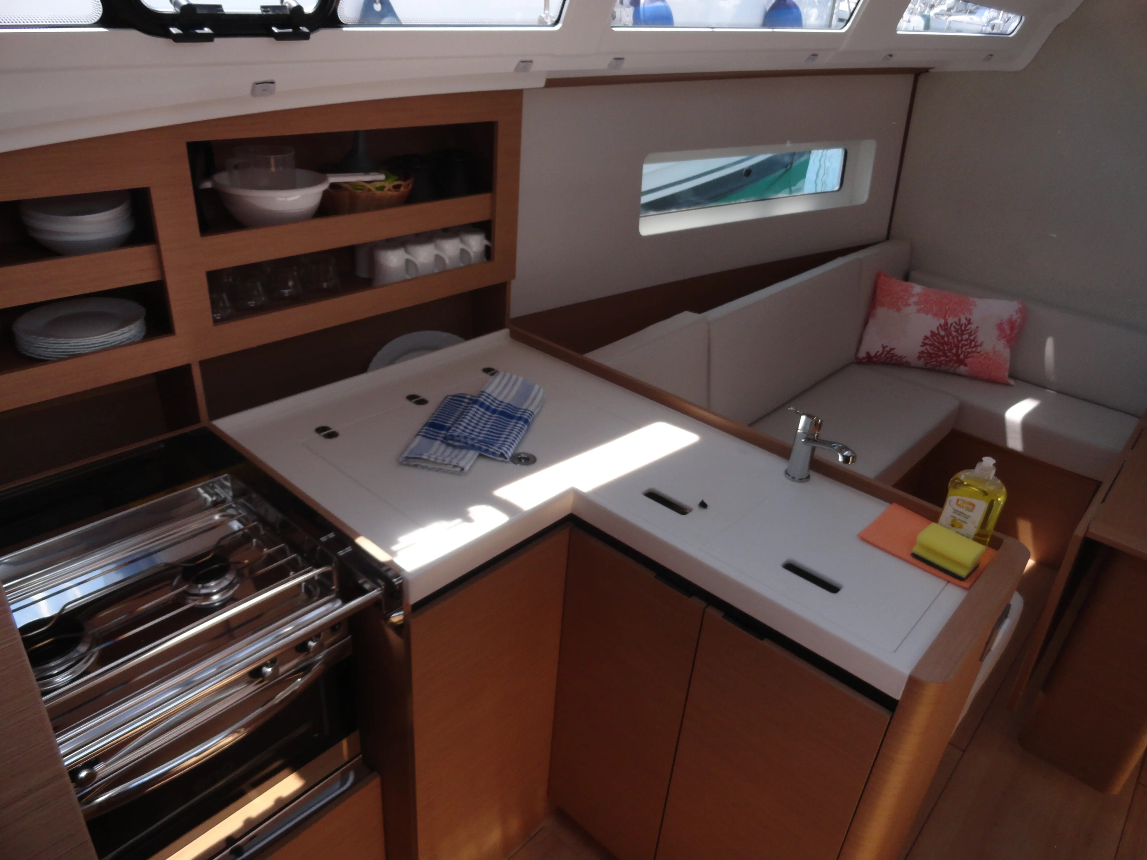 2023 Jeanneau sun odyssey 380