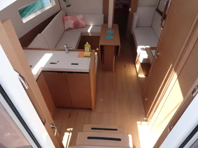 Jeanneau Sun Odyssey 380