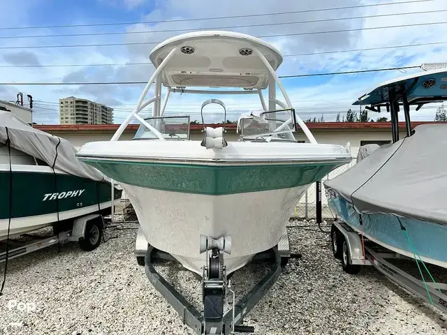 Sea Fox Traveler 226