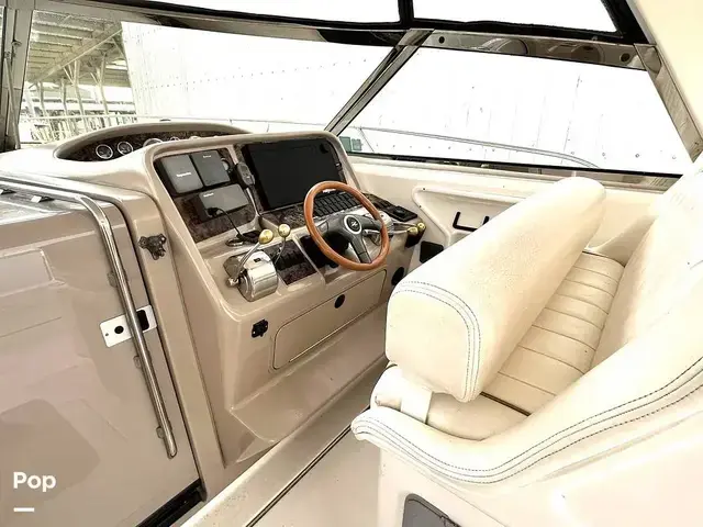 Sea Ray 370