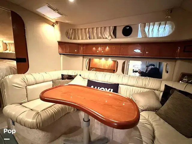 Sea Ray 370