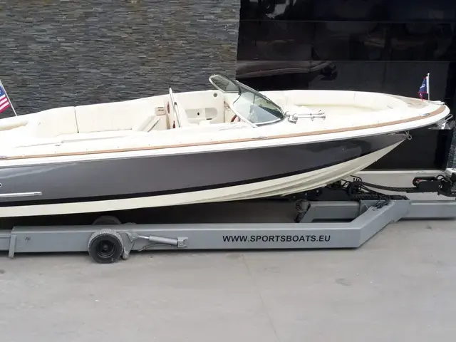 Chris Craft 27 Launch