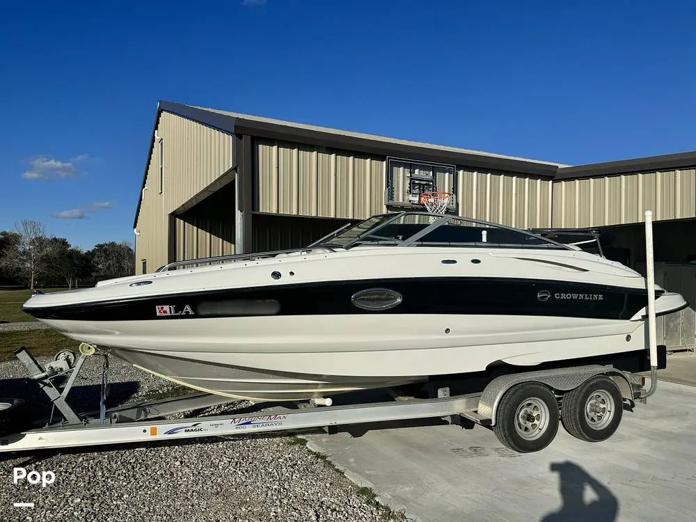 2005 Crownline 220 ex