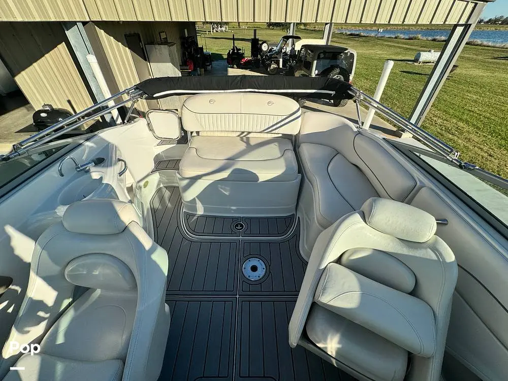 2005 Crownline 220 ex