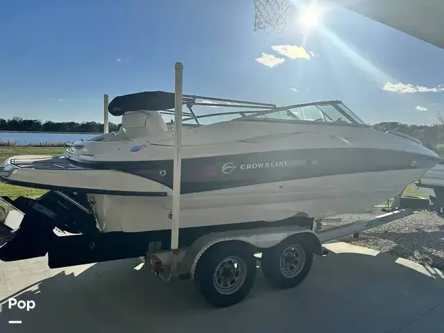 Crownline Deck Boat 220 Ex