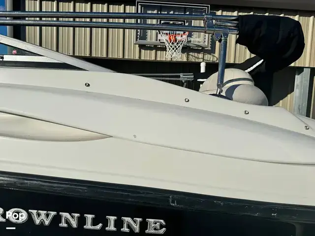 Crownline Deck Boat 220 Ex