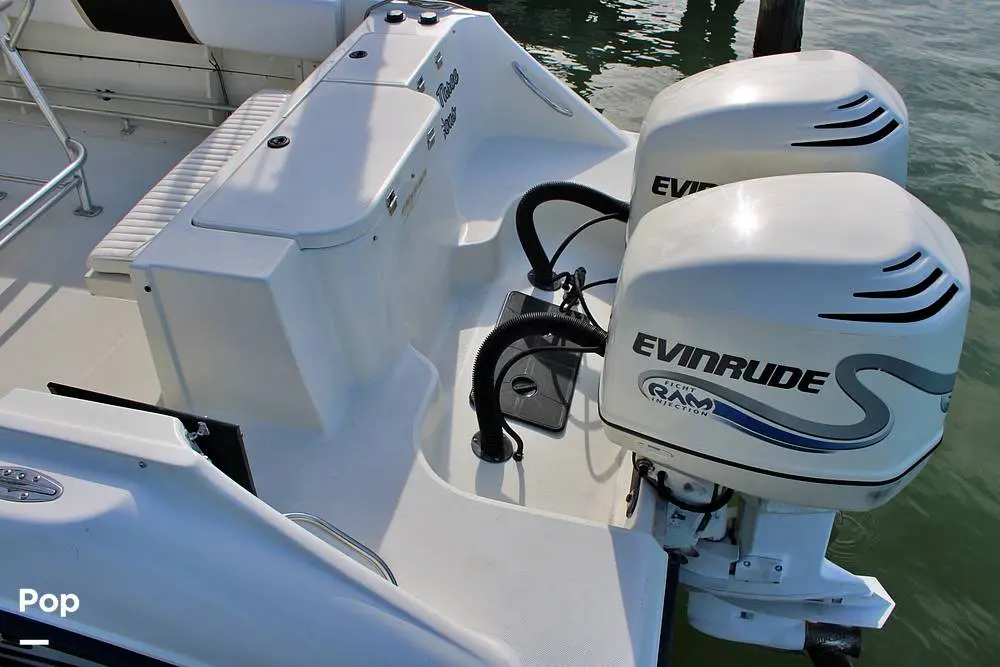 2000 Evinrude 2596 vector