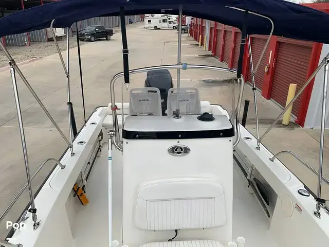 Boston Whaler 190 Outrage