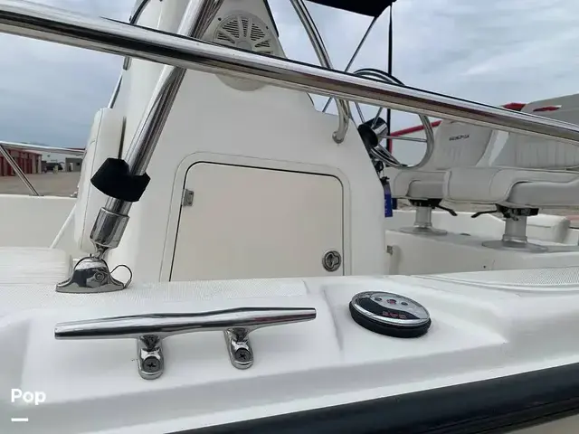 Boston Whaler 190 Outrage