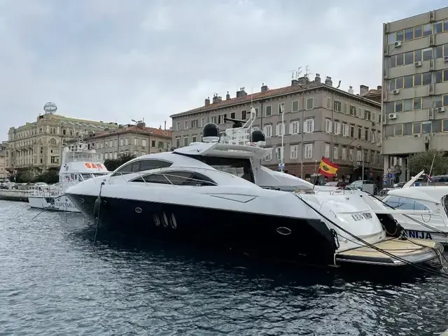 Sunseeker Predator 72