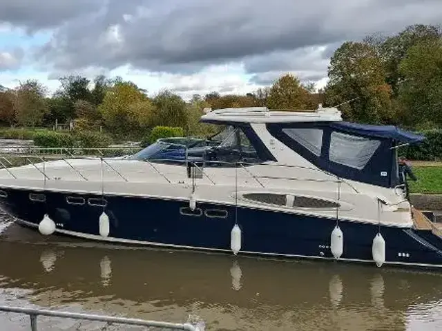 Sealine S48