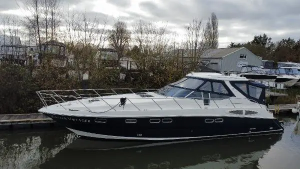 2004 Sealine s48