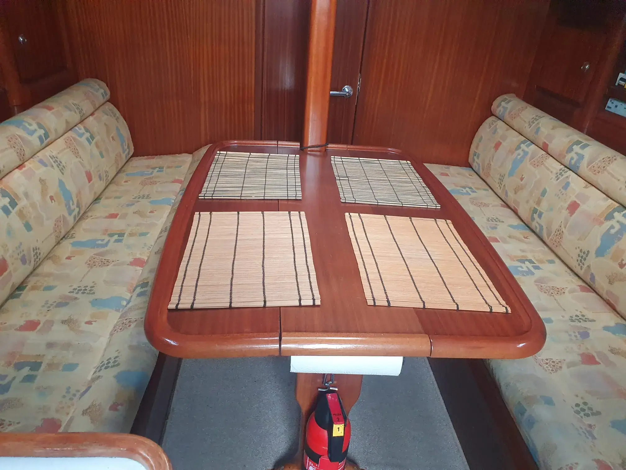 2000 Bavaria 31 cruiser