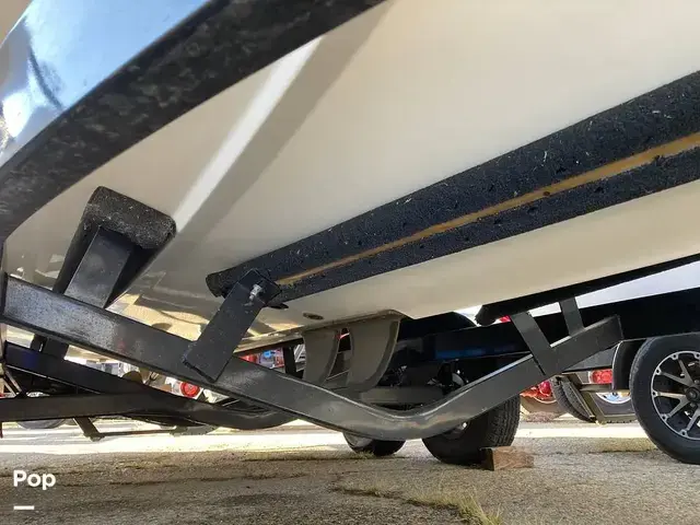 Malibu Wakesetter 22 Lsv