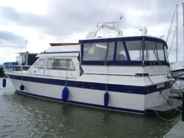 Trader 58 Sunliner