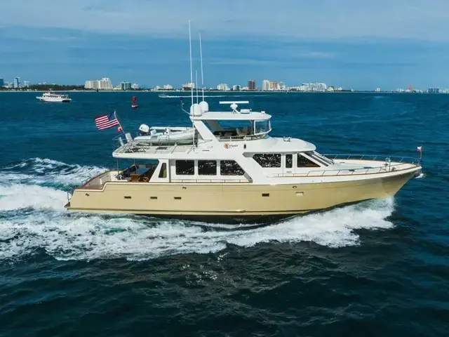 Offshore Yachts 72 Pilot House