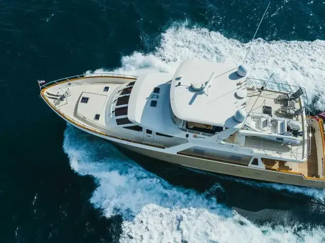 Offshore Yachts 72 Pilot House