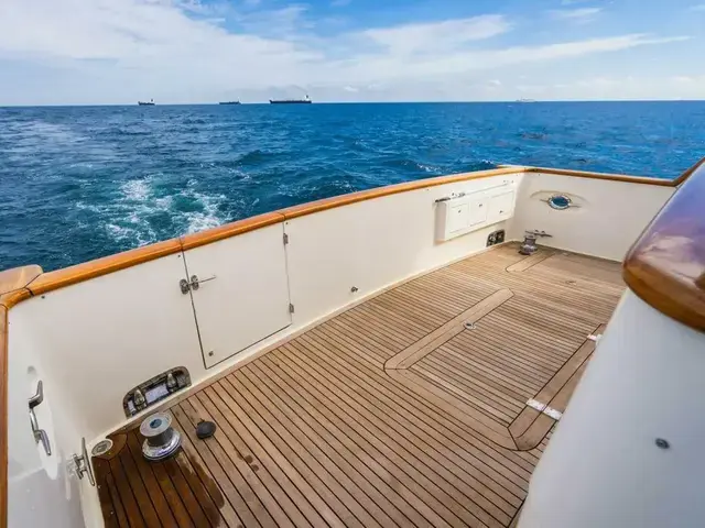 Offshore Yachts 72 Pilot House