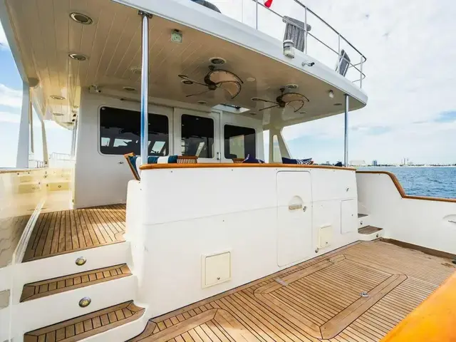 Offshore Yachts 72 Pilot House