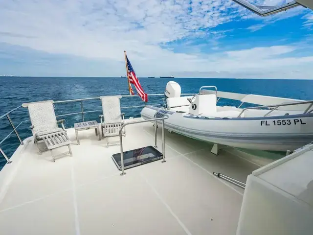 Offshore Yachts 72 Pilot House