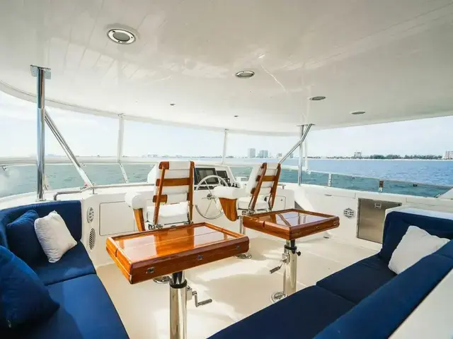 Offshore Yachts 72 Pilot House