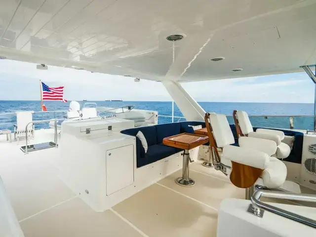 Offshore Yachts 72 Pilot House