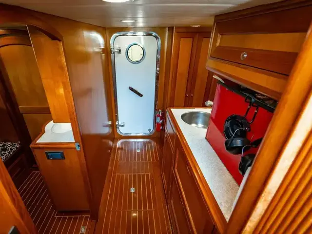 Offshore Yachts 72 Pilot House