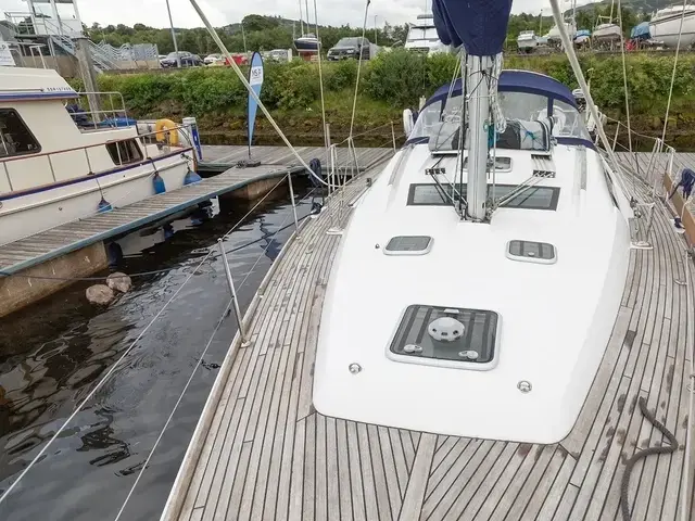 Beneteau Oceanis 43