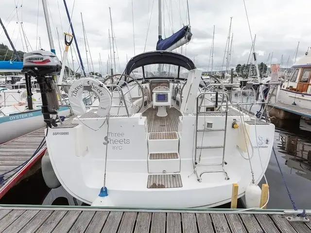 Beneteau Oceanis 43