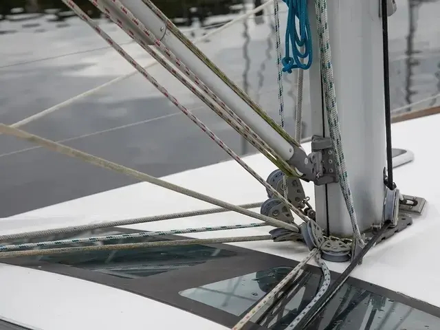 Beneteau Oceanis 43