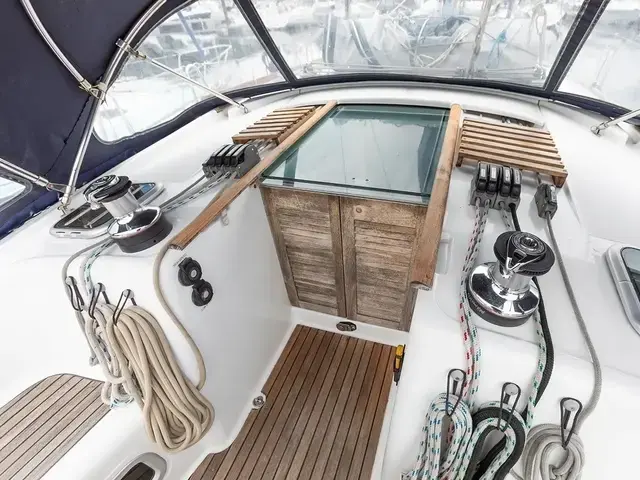 Beneteau Oceanis 43