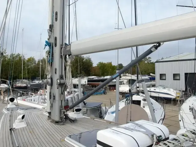 Hallberg-Rassy 53