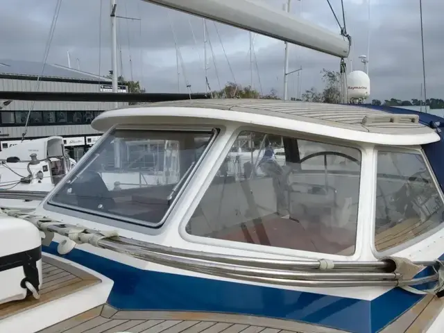 Hallberg-Rassy 53