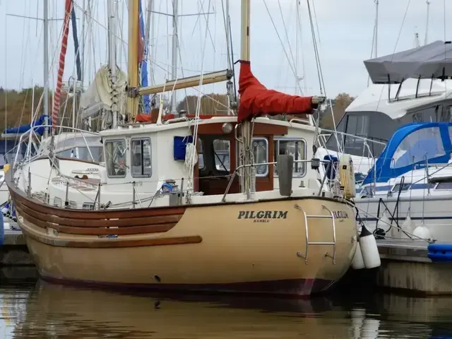 Fisher boats 34