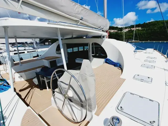 Lagoon 570