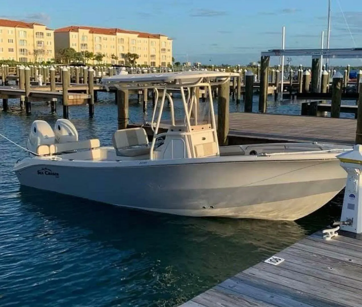 2018 Sea Chaser 24 hfc