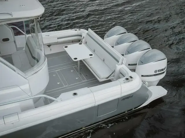 Intrepid Boats 475 Sport Yacht