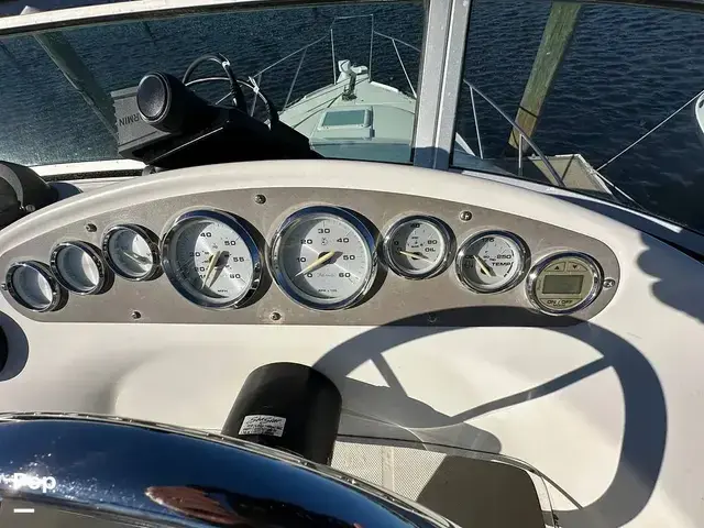 Bayliner Ciera 288 Command Bridge