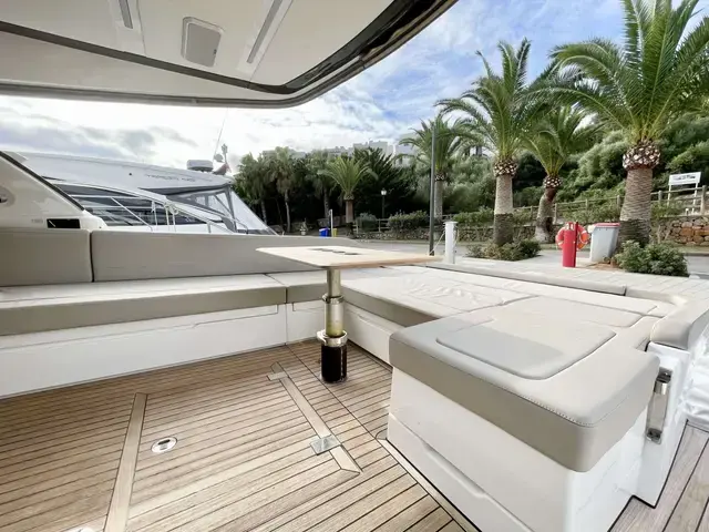 Fairline Squadron 53