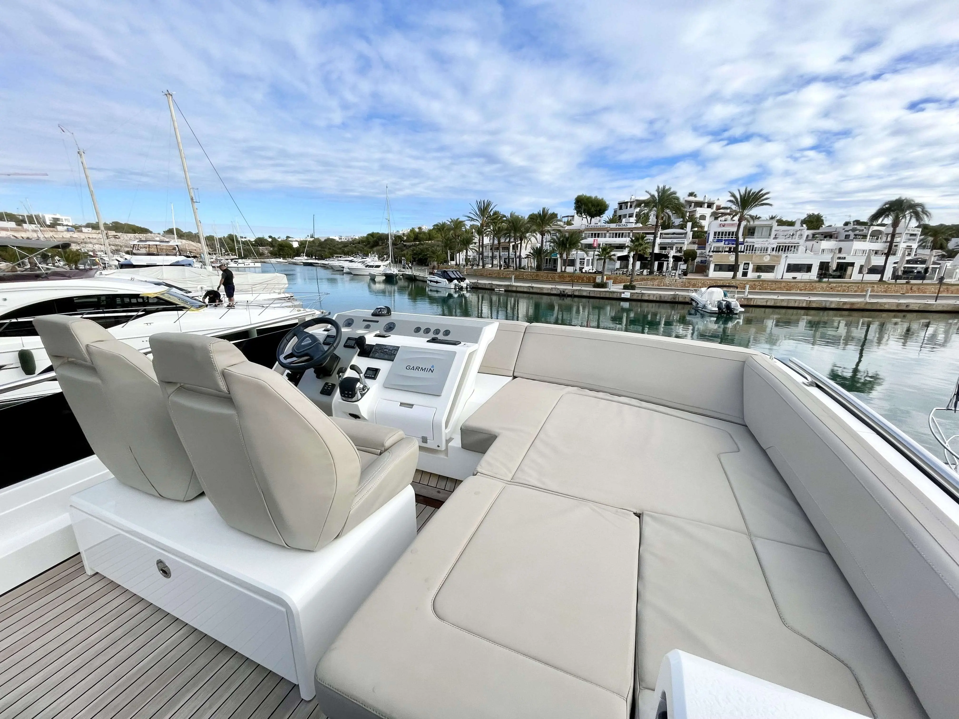 2018 Fairline squadron 53