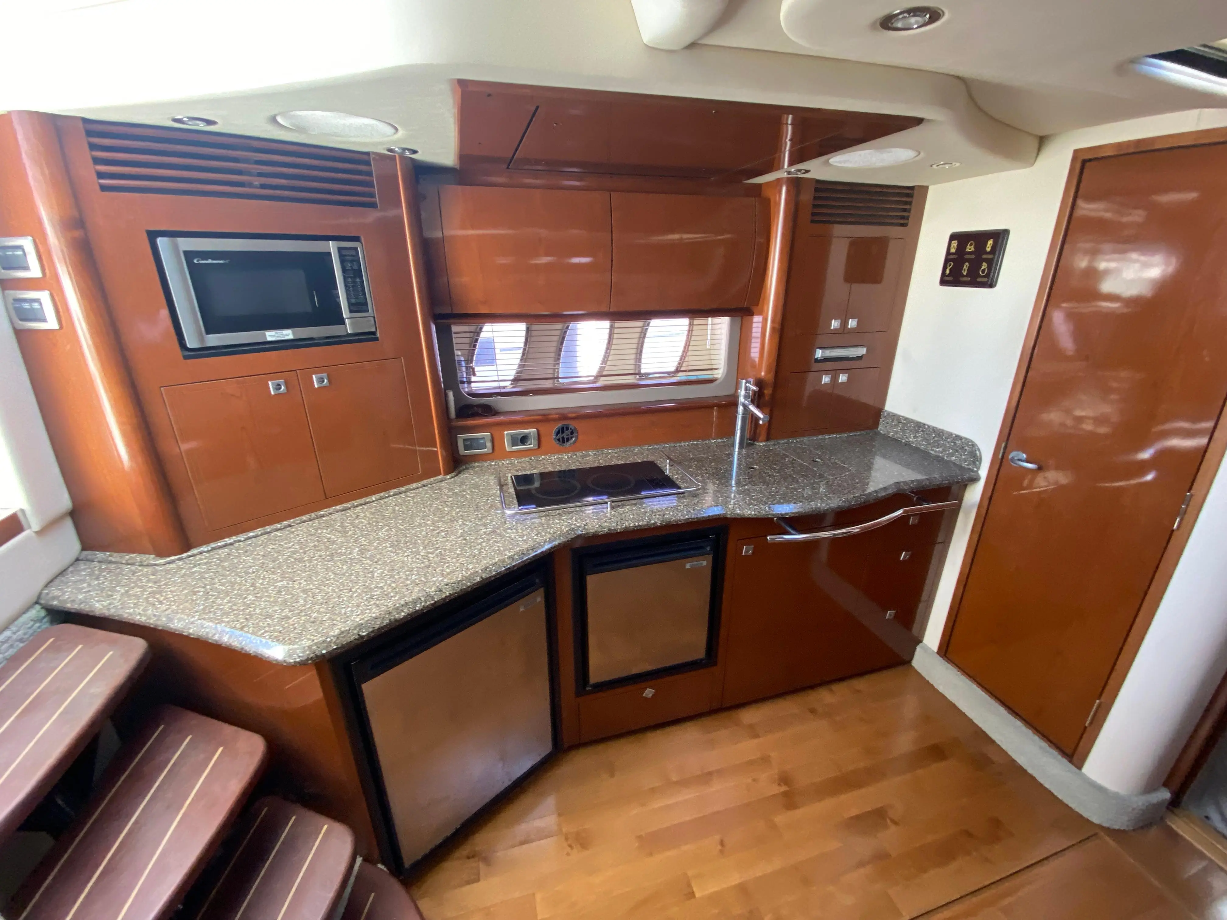 2009 Sea Ray 425