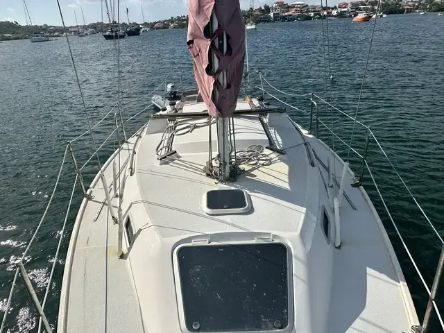 Catalina 28