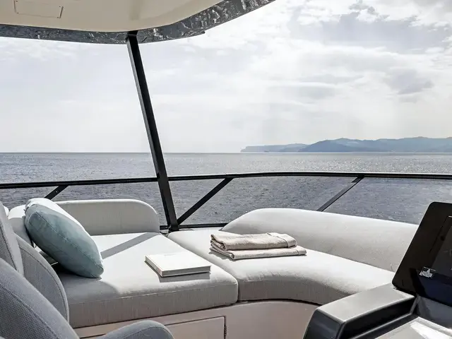 Azimut 72 Flybridge