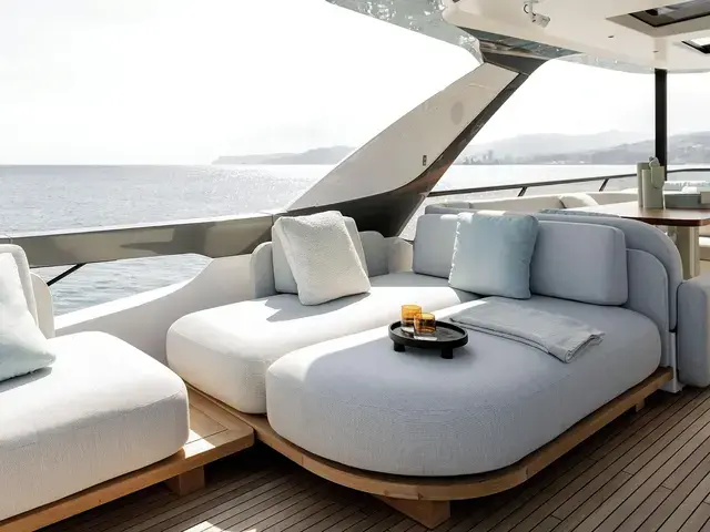 Azimut 72 Flybridge