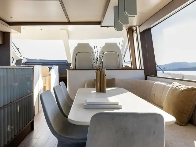 Azimut 72 Flybridge